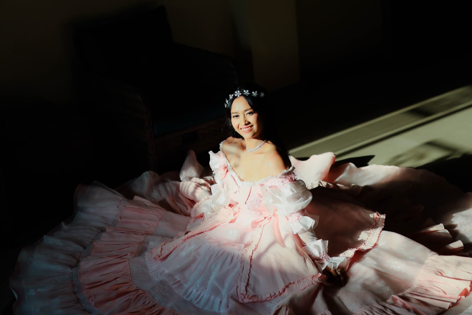 Reclining in tulle, daydreaming